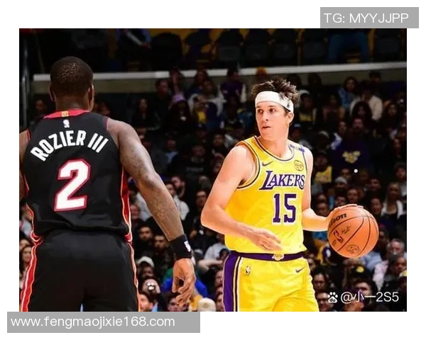 湖人对热火精彩对决比分直播全程跟踪分析与赛况更新